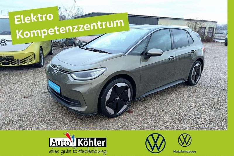 Dark olivine green Gebraucht 2025 VW ID.3 Pro Kleinwagen | 39.770 € (Fairer Preis) - Bild 1/3