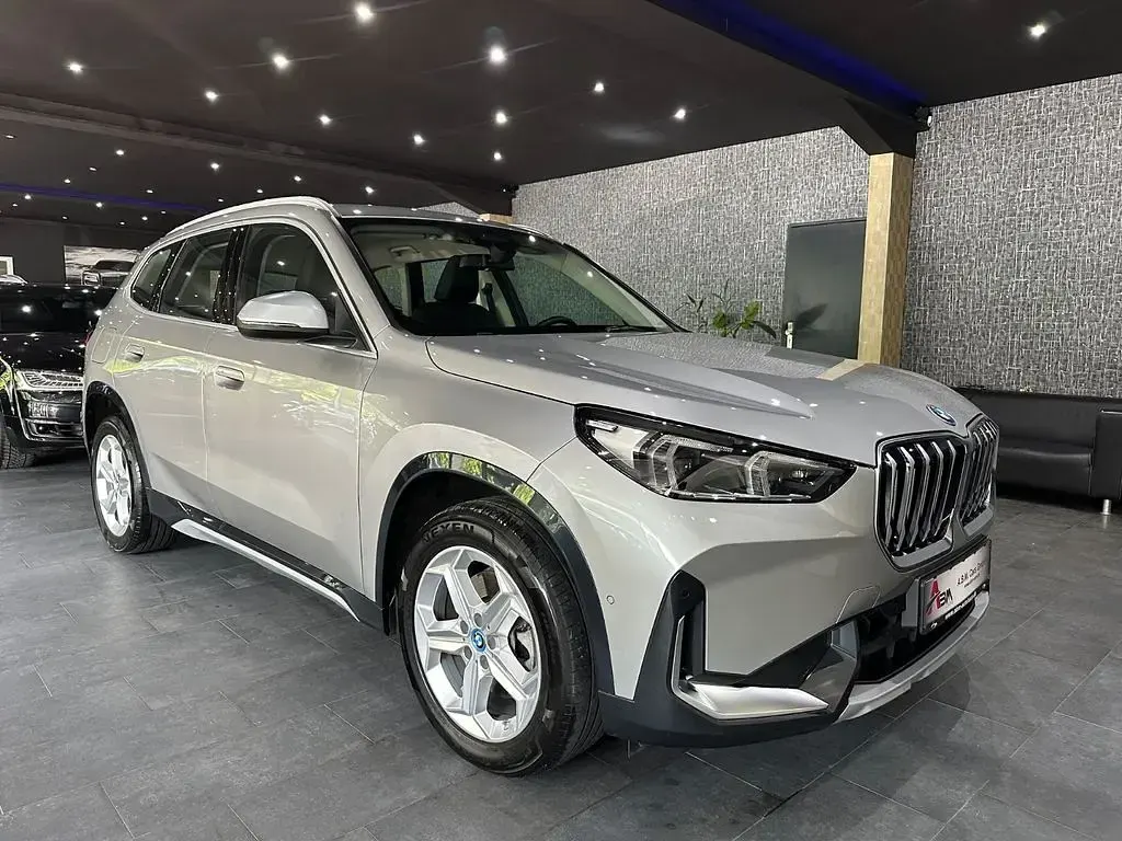 Second-hand BMW X1 xLine 245 CP (180 kW) 2023 Argintiu SUV