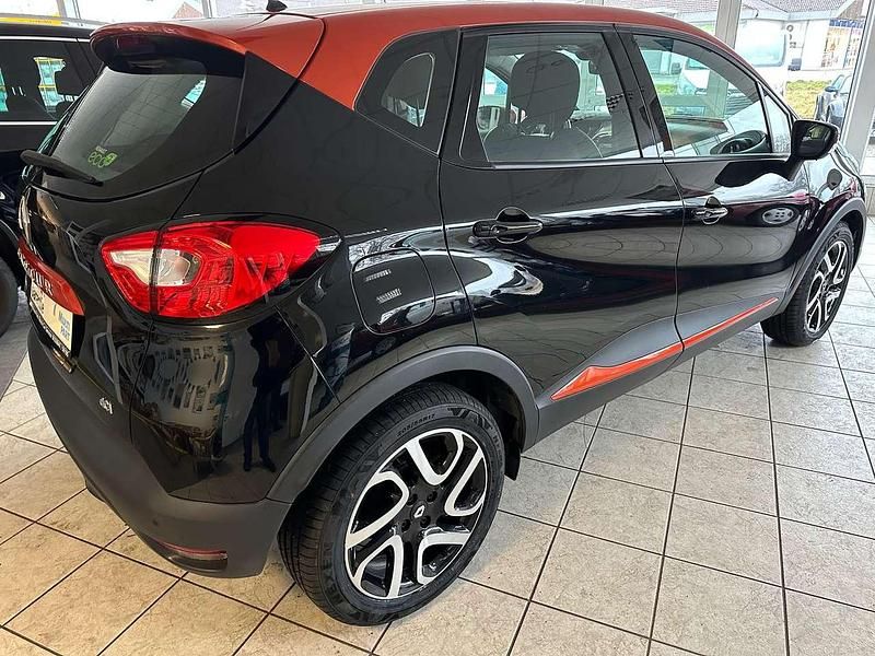 Gebraucht Renault Captur Luxe 90 PS (66 kW) 2015 Noir gne+orange enz SUV