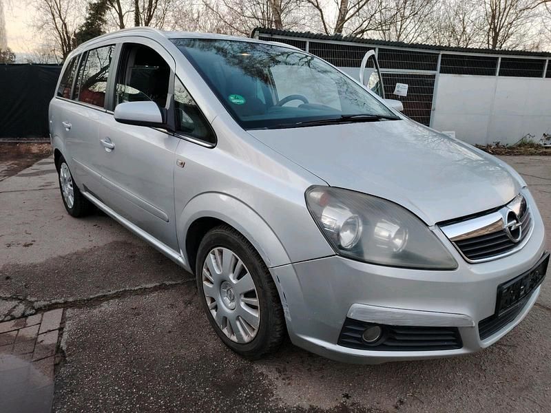 Gebraucht Opel Zafira 150 PS (110 kW) 2007 Silber Van / Kleinbus