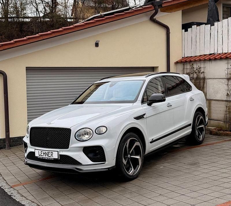 Gebraucht Bentley Bentayga 551 PS (405 kW) 2023 Weiß SUV