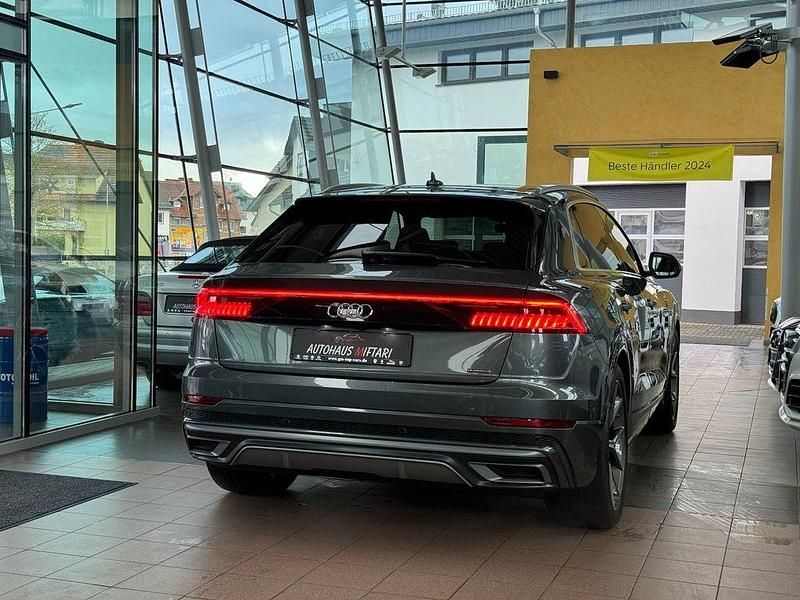 Gebraucht Audi Q8 Advanced 286 PS (210 kW) 2019 Grau SUV