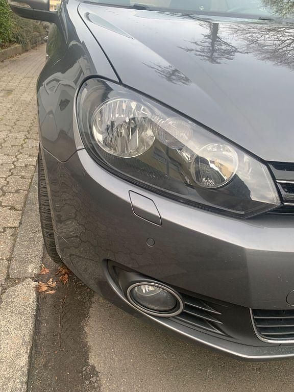 Gebraucht VW Golf Cabriolet 122 PS (89 kW) 2014 Grau Cabrio