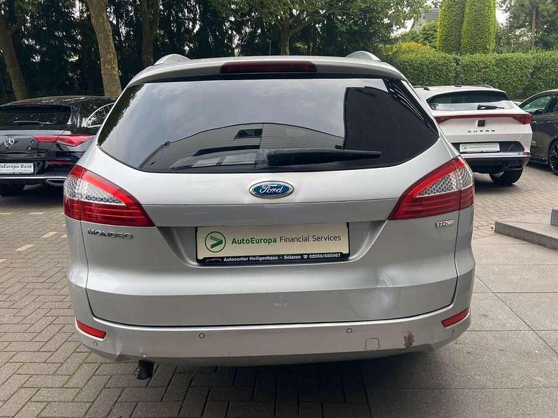 Gebraucht Ford Mondeo Trend 131 PS (96 kW) 2007 Silber Kombi