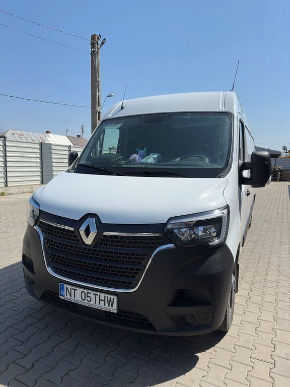 Second-hand Renault Master 184 CP (135 kW) 2022 Alb Monovolum