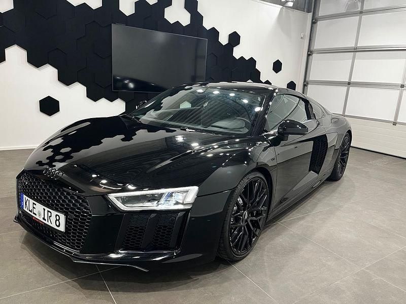 Schwarz Gebraucht 2018 Audi R8 Coupé Sport Coupé | 119.000 € (Fairer Preis) - Bild 1/4