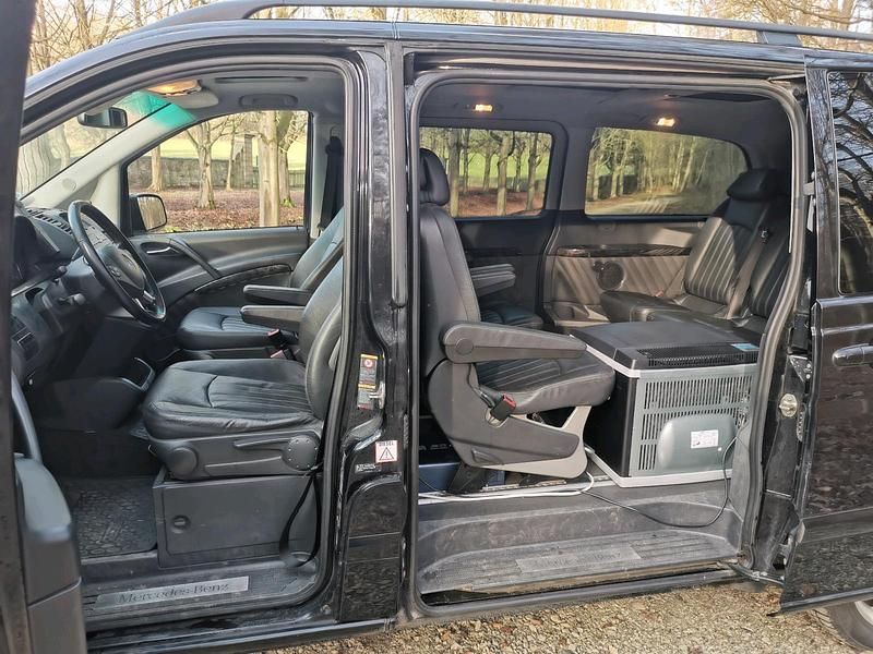 Gebraucht Mercedes Viano 196 PS (144 kW) 2011 Schwarz Van / Kleinbus