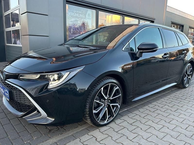 Gebraucht Toyota Corolla Lounge 152 PS (111 kW) 2019 Schwarz Kombi