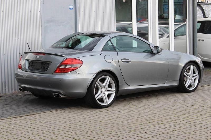 Gebraucht Mercedes SLK200 184 PS (135 kW) 2008 Silber Cabrio
