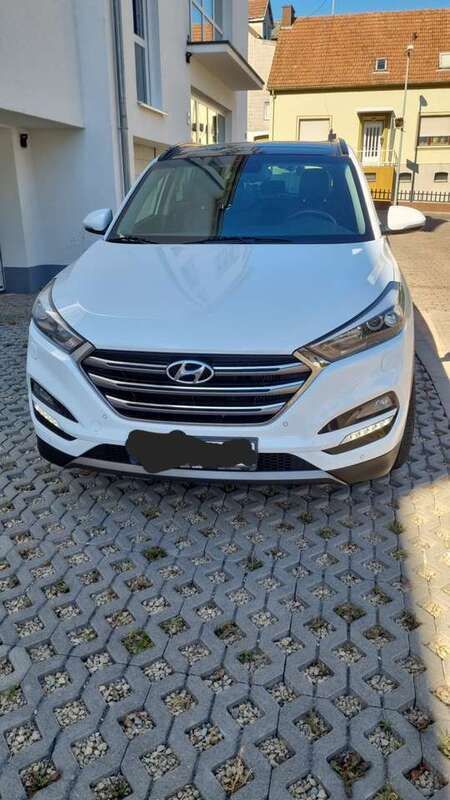 Gebraucht 2015 Hyundai Tucson Premium SUV | 17.000 € (Fairer Preis) - Bild 1/4