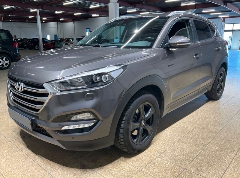 Grau Gebraucht 2016 Hyundai Tucson Style SUV | 16.550 € (Guter Preis) - Bild 1/4
