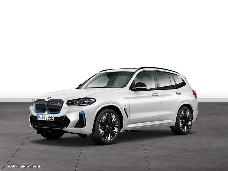Gebraucht 2024 BMW iX3 M Sport SUV | 57.105 € (Etwas zu teuer) - Bild 1/3
