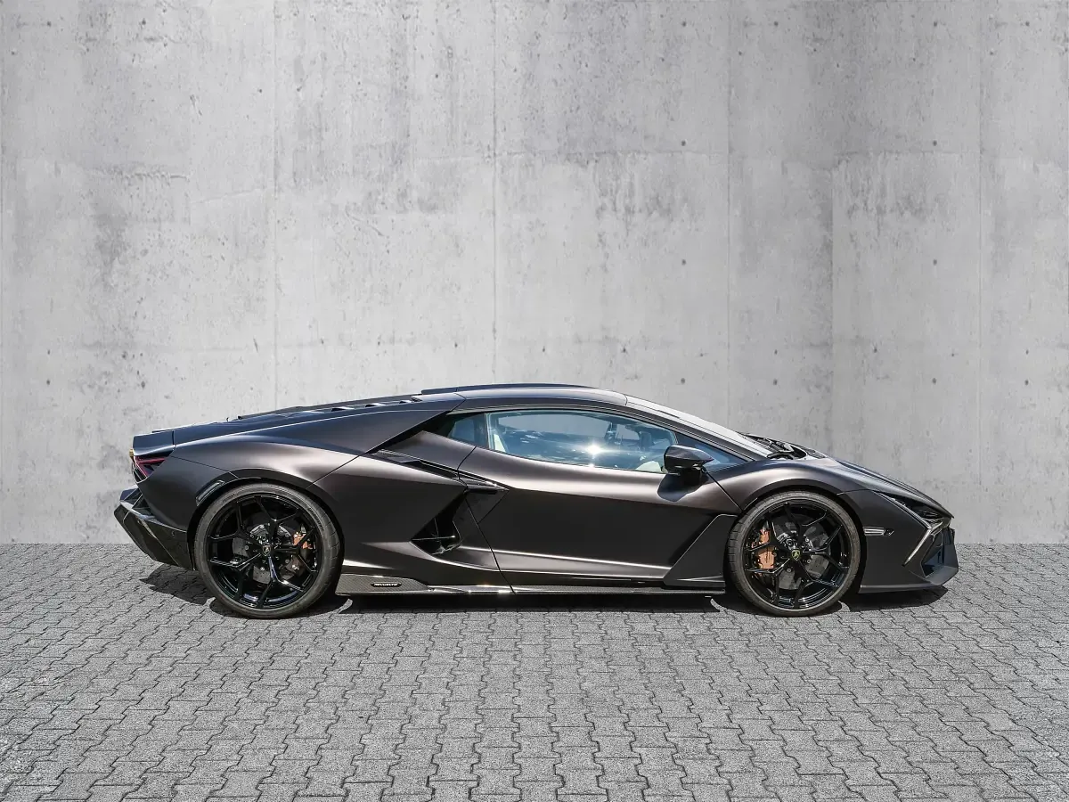 Gebraucht Lamborghini Revuelto 1014 PS (745 kW) 2026 Braun Coupé