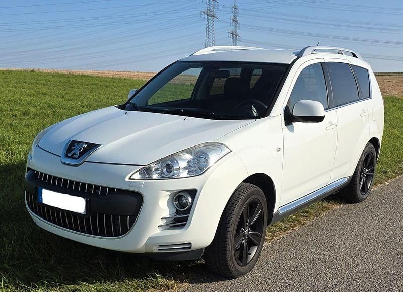 Weiß Gebraucht 2010 Peugeot 4007 Sport SUV | 4.500 € (Etwas zu teuer) - Bild 1/4