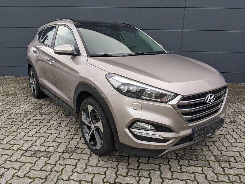 Gebraucht Hyundai Tucson Premium 185 PS (136 kW) 2016 Grün (metallic) SUV