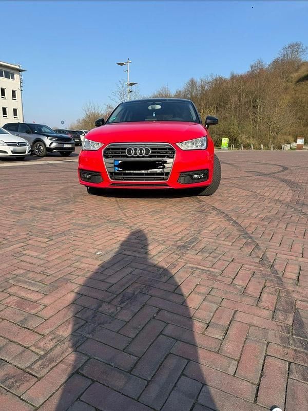 Gebraucht Audi A1 Sportback 150 PS (110 kW) 2015 Rot Kleinwagen