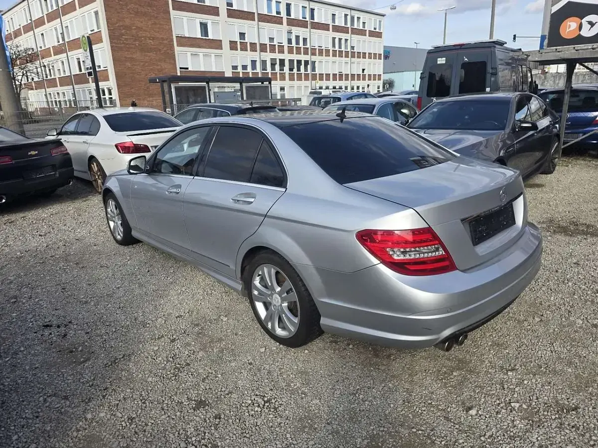 Gebraucht Mercedes C350 AMG 272 PS (200 kW) 2007 Iridiumsilber  metalliclack Limousine