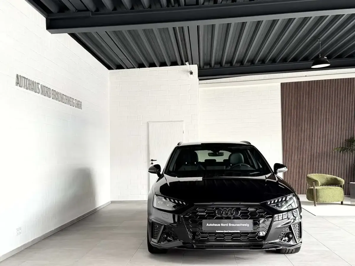 Gebraucht Audi A4 Competition 265 PS (194 kW) 2024 Schwarz Limousine