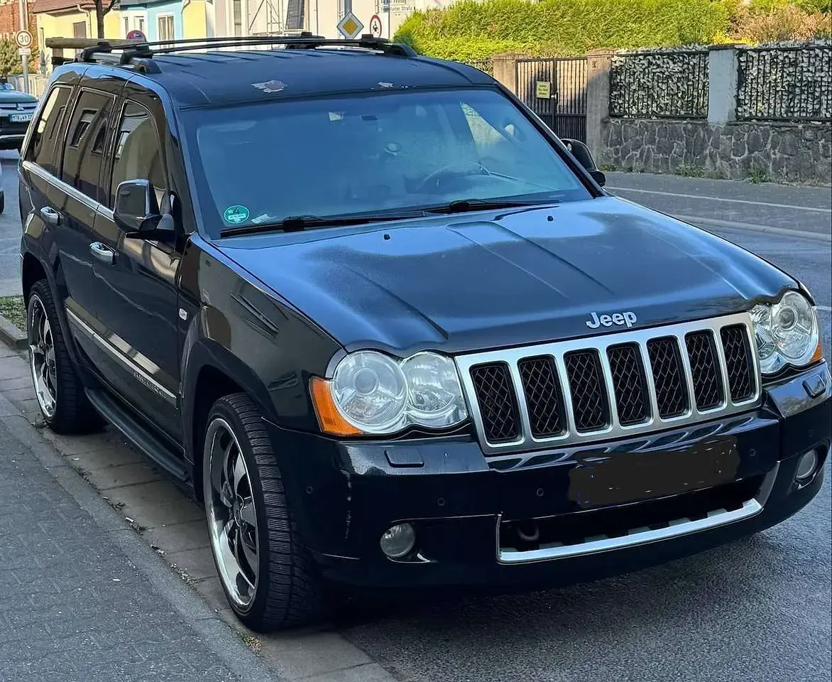 Gebraucht Jeep Grand Cherokee Overland 218 PS (160 kW) 2010 Schwarz SUV