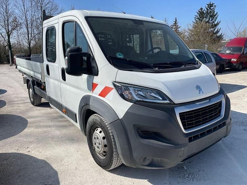 Gebraucht Peugeot Boxer 131 PS (96 kW) 2017 Weiß Van
