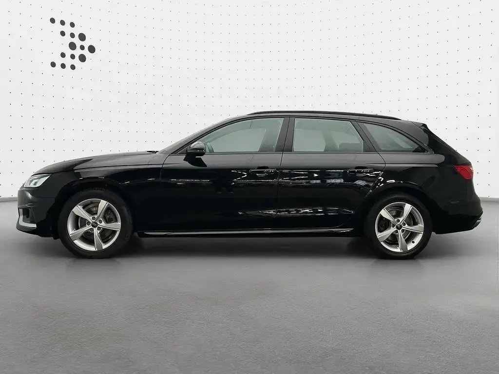 Gebraucht Audi A4 Advanced 150 PS (110 kW) 2024 Mythosschwarz metallic Kombi