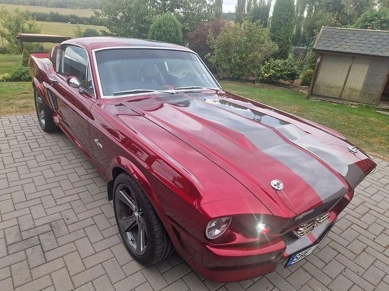 Rot Gebraucht 1967 Ford Mustang | 150.000 € - Bild 1/4