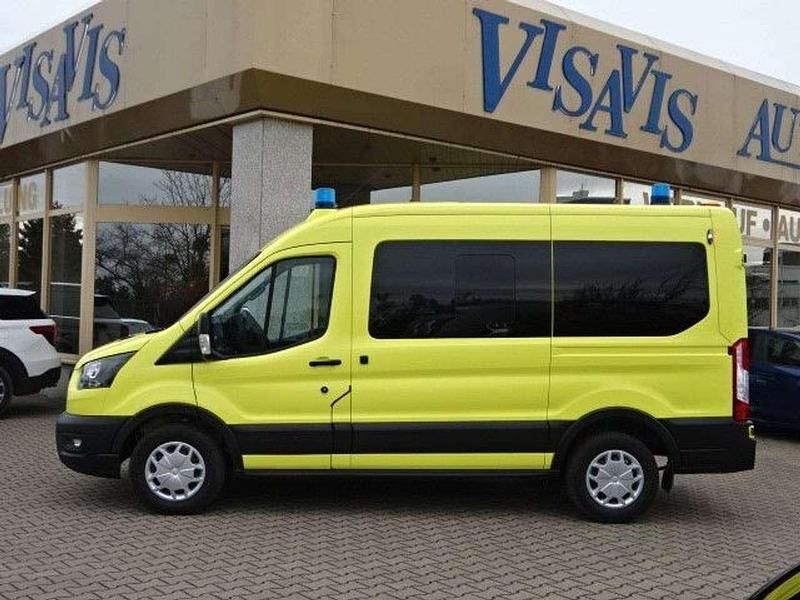 Gebraucht Ford Transit Trend 131 PS (96 kW) 2024 Schwefelgelb (ral 1016) Van / Kleinbus