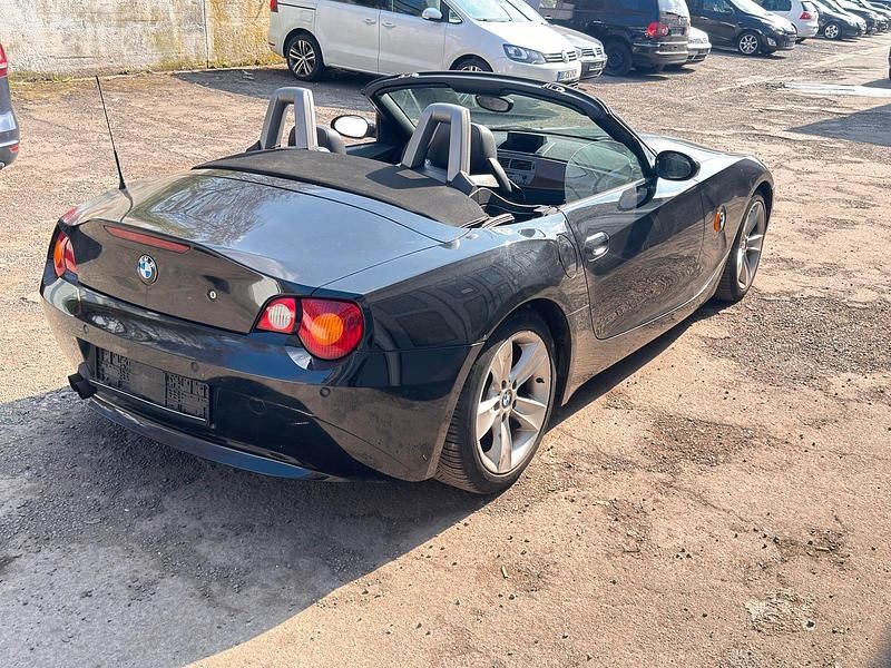 Gebraucht BMW Z4 231 PS (169 kW) 2003 Schwarz Cabrio