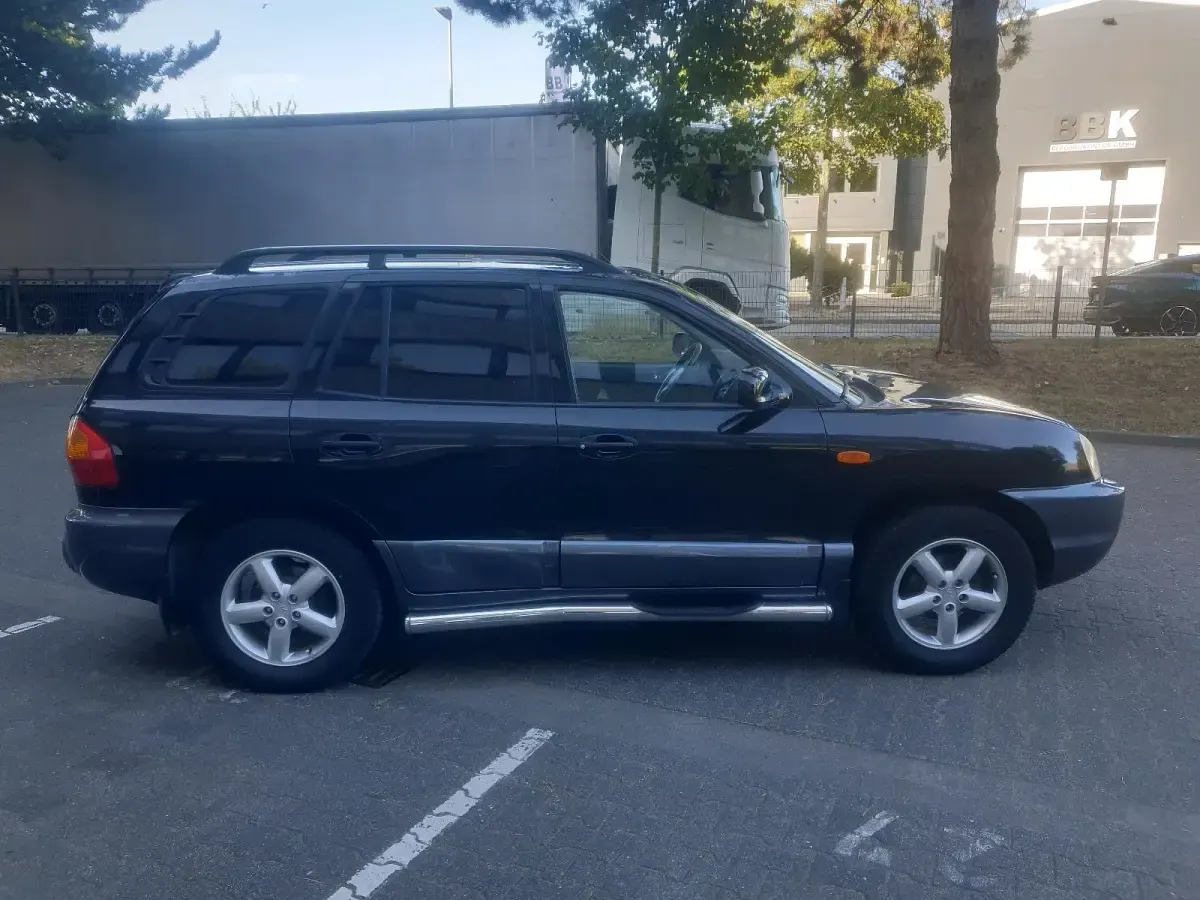 Gebraucht Hyundai Santa Fe 145 PS (106 kW) 2004 Schwarz SUV