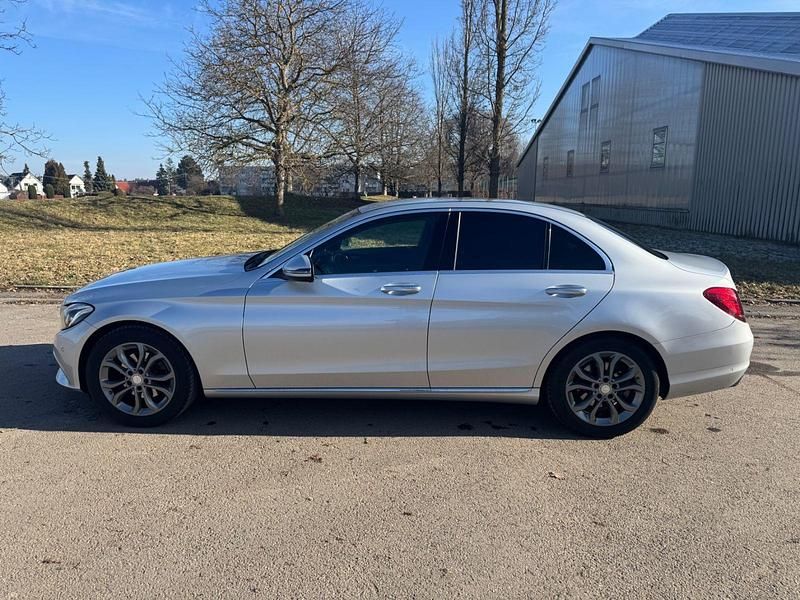 Gebraucht Mercedes 200 184 PS (135 kW) 2016 Grau Limousine