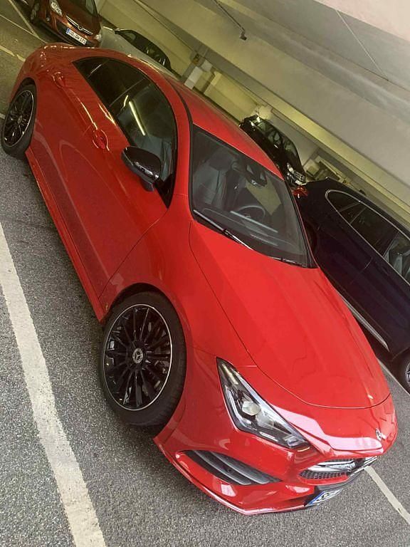 Rot Gebraucht 2019 Mercedes CLA220 AMG line Limousine | 31.000 € (Fairer Preis) - Bild 1/4