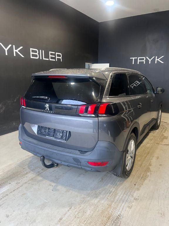 Gebraucht Peugeot 5008 Active 131 PS (96 kW) 2019 Grau Van / Kleinbus