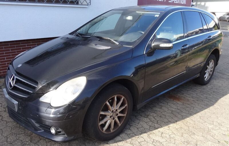 Gebraucht Mercedes R280 190 PS (139 kW) 2009 Schwarz Van / Kleinbus