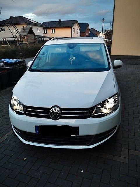Gebraucht VW Sharan Highline 184 PS (135 kW) 2015 Weiß Van / Kleinbus