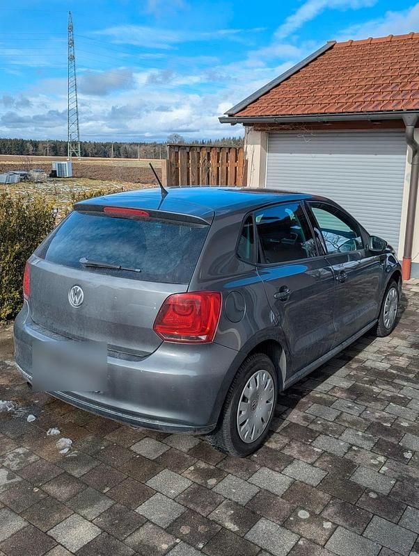 Gebraucht VW Polo 105 PS (77 kW) 2014 Grau Kleinwagen