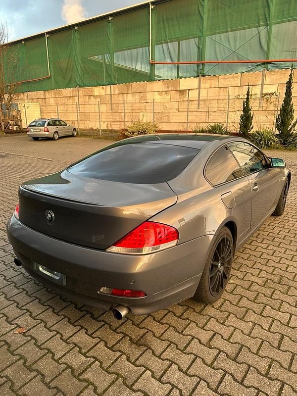 Gebraucht BMW 645 333 PS (244 kW) 2004 Grau Coupé