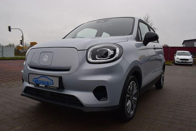 Neu Leapmotor T03 69 kW (95 PS) 2025 Silber Kleinwagen