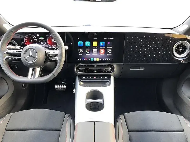 Gebraucht Mercedes CLA220 190 PS (139 kW) 2026 Manufaktur lack manufaktur patagonienrot metallic Coupé