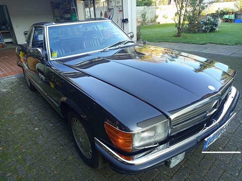 Schwarz Gebraucht 1987 Mercedes SL300 Cabrio | 33.900 € - Bild 1/4