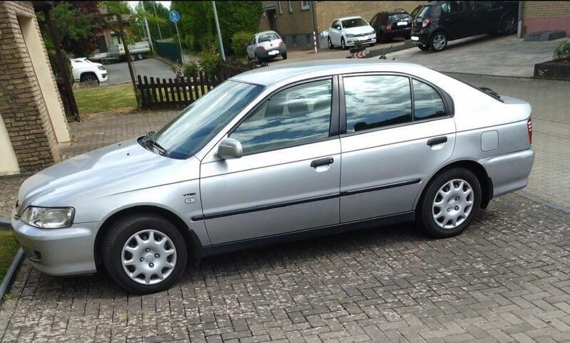 Silber Gebraucht 2002 Honda Accord LS Limousine | 3.100 € (Fairer Preis) - Bild 1/4