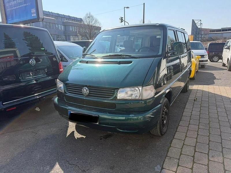 Second-hand VW T4 77 CP (56 kW) 1996 Verde Van