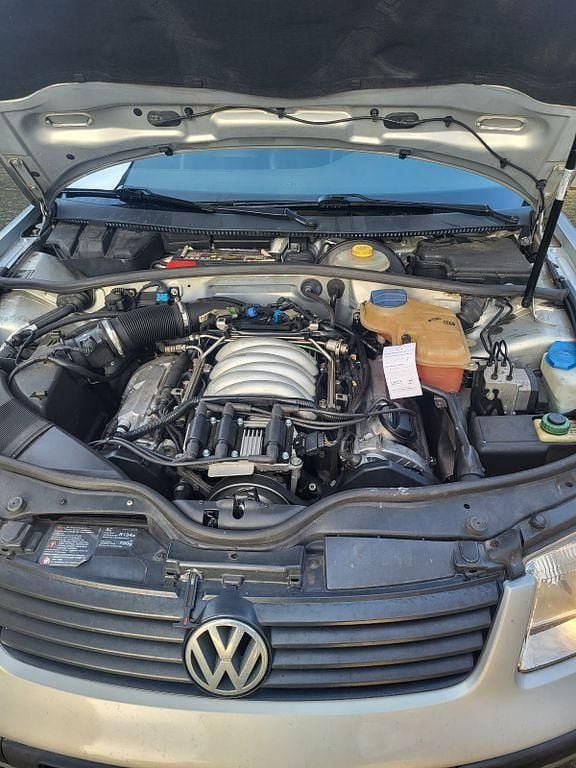 Silber Gebraucht 1997 VW Passat Highline Limousine | 1.200 € (Guter Preis) - Bild 1/4