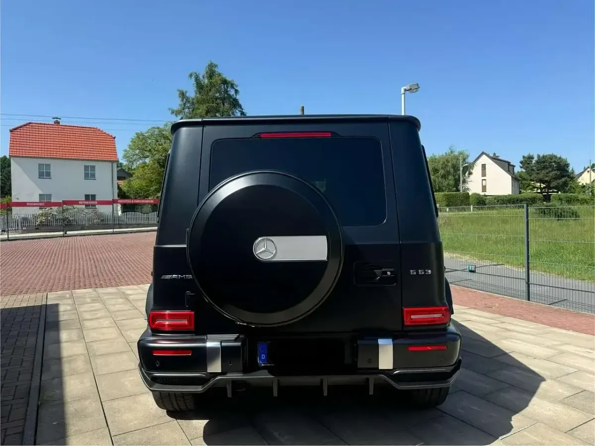 Gebraucht Mercedes G63 AMG AMG 585 PS (430 kW) 2021 Designo nachtschwarz magno SUV