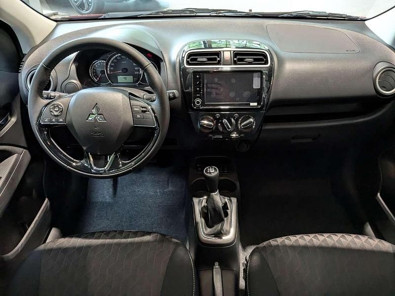 Gebraucht Mitsubishi Space Star Select+ 71 PS (52 kW) 2024 Bordeauxrot Kleinwagen