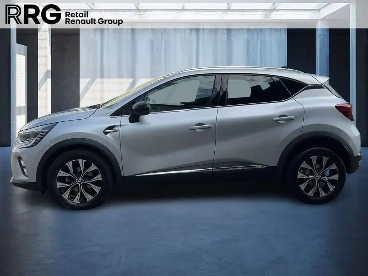 Gebraucht Renault Captur Techno 140 PS (102 kW) 2023 Highland grey SUV