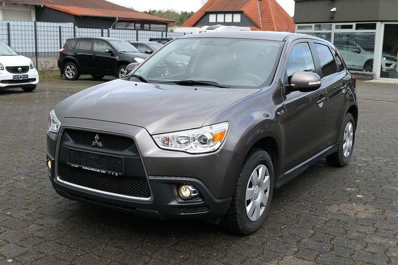 Gebraucht Mitsubishi ASX Edition 150 PS (110 kW) 2011 Braun SUV