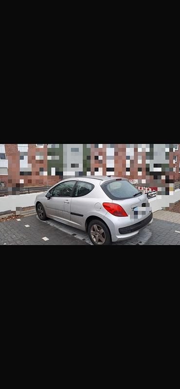 Gebraucht Peugeot 207 73 PS (53 kW) 2008 Kleinwagen
