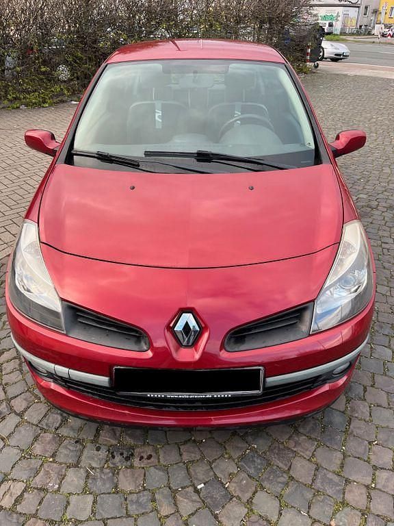 Gebraucht Renault Clio II 75 PS (55 kW) 2009 Rot Limousine