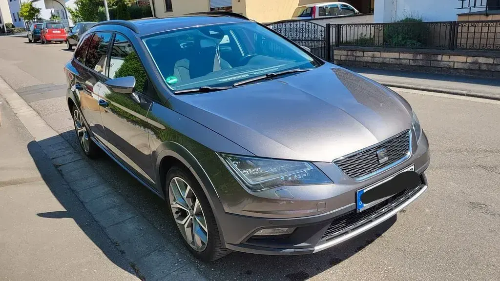 Gebraucht Seat Leon X-Perience 4Drive 184 PS (135 kW) 2015 Grau Kombi