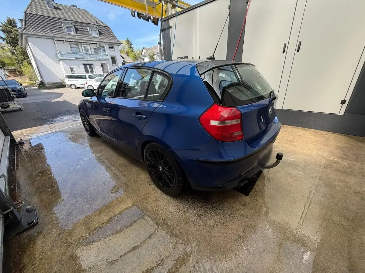 Gebraucht BMW 116 116 PS (85 kW) 2007 Blau Kleinwagen